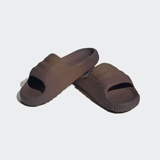 ADILETTE 22 terlikləri